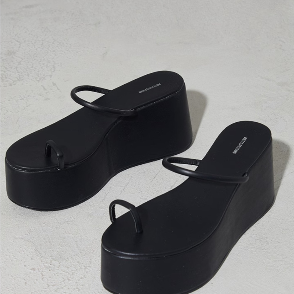 Pretty Little Thing Toe Loop Platform - image 1